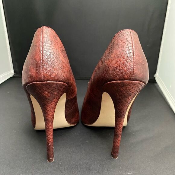 Charlotte Russe Snake Print Faux Leather Pumps - Picture 6 of 17